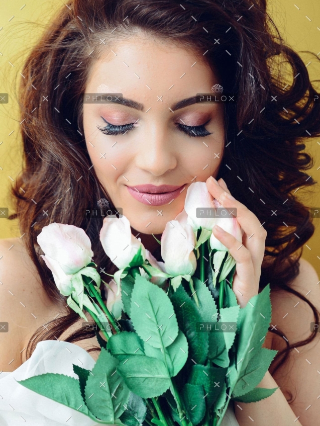 demo-attachment-216-photo-1525801383615-8509c5921809